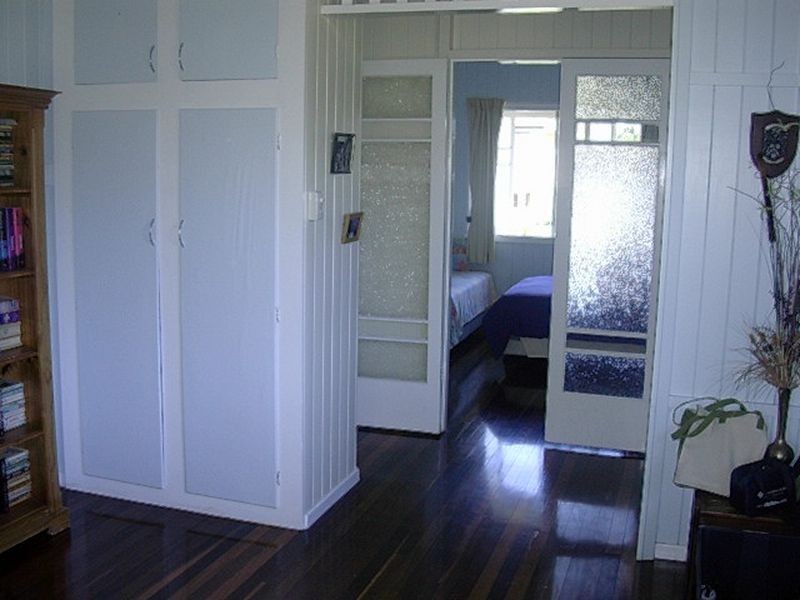 8 Cullen Avenue, Gayndah QLD 4625