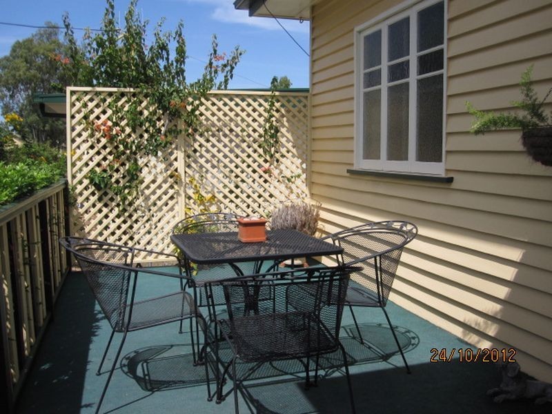 9 Station Street, Gayndah QLD 4625