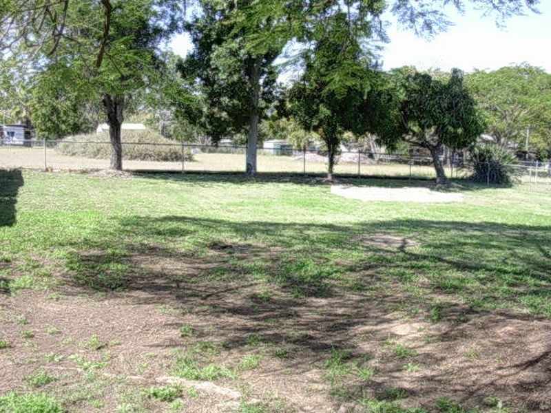 8 Bridge Street, Gayndah QLD 4625