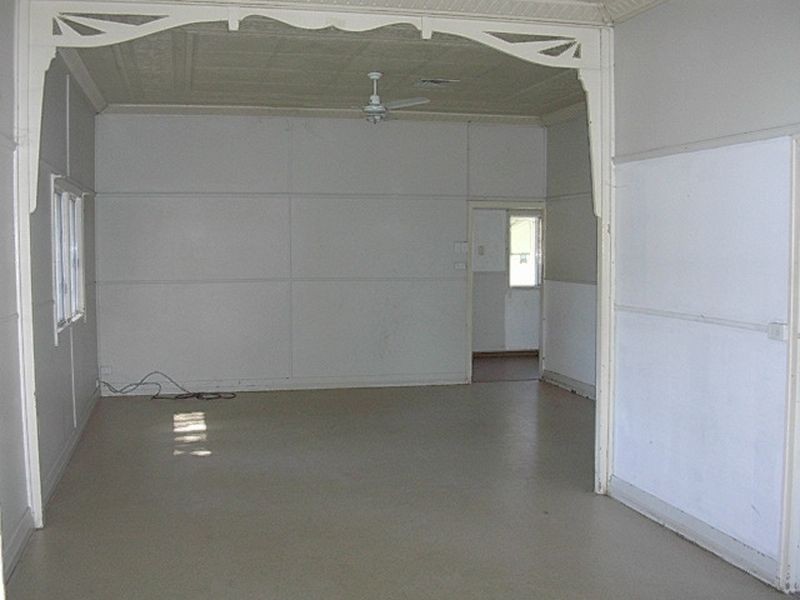 8 Bridge Street, Gayndah QLD 4625