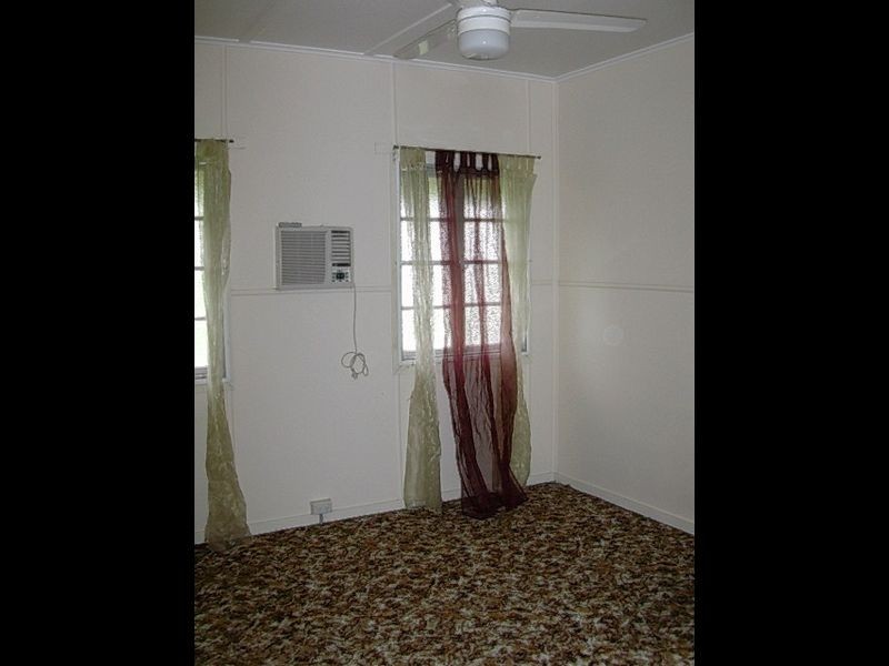 15 Bridge Street, Gayndah QLD 4625