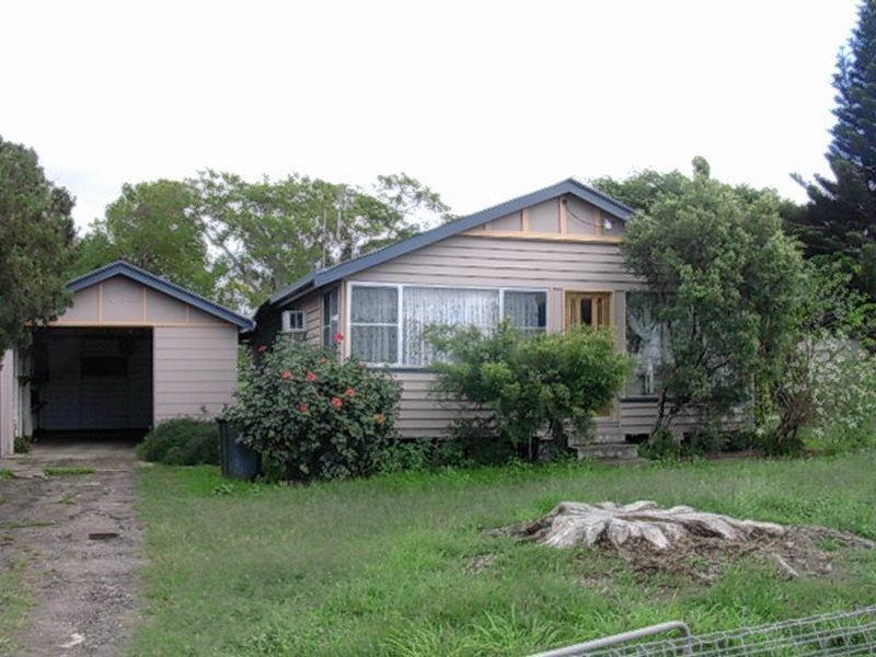 15 Bridge Street, Gayndah QLD 4625
