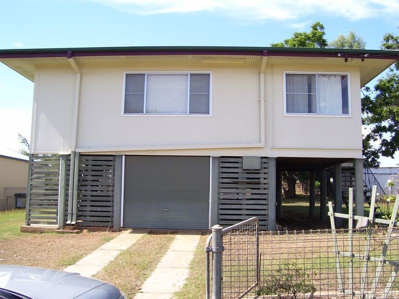75 Fielding Street, Gayndah QLD 4625