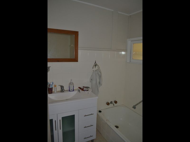 14 Queen St, Gayndah QLD 4625