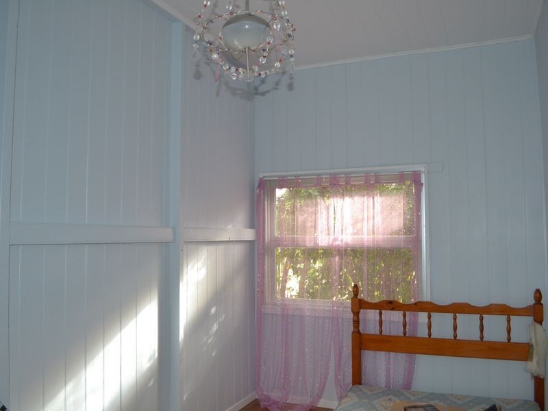 14 Queen St, Gayndah QLD 4625