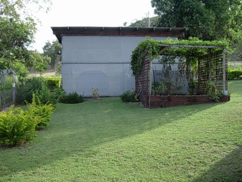 96 Porter Street, Gayndah QLD 4625