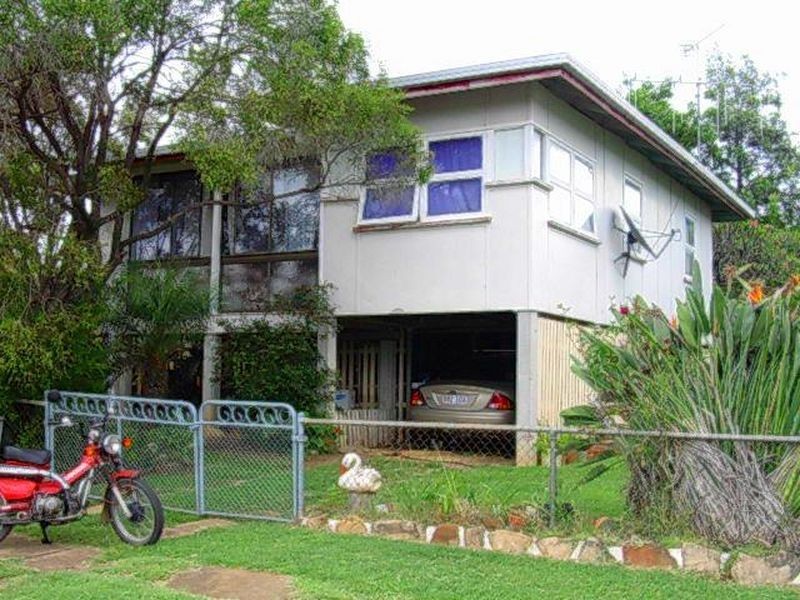 2 Perry Street, Mundubbera QLD 4626