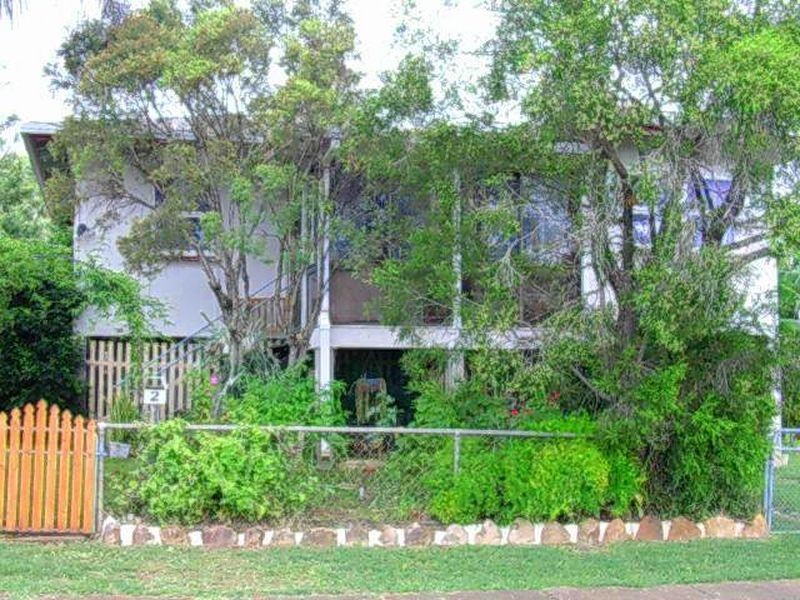 2 Perry Street, Mundubbera QLD 4626