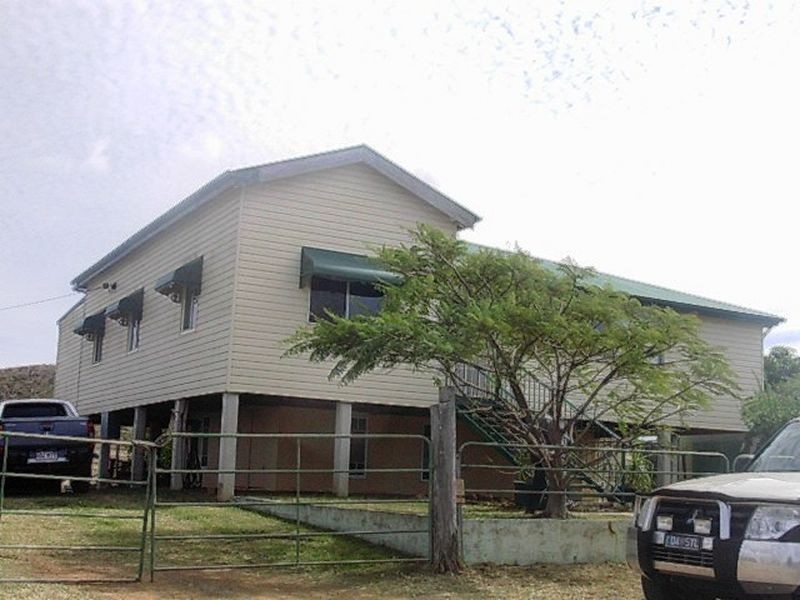 235 Wilson Valley Road, Coalstoun Lakes QLD 4621