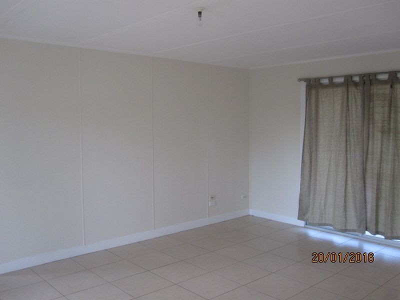 8 Carey Street, Gayndah QLD 4625