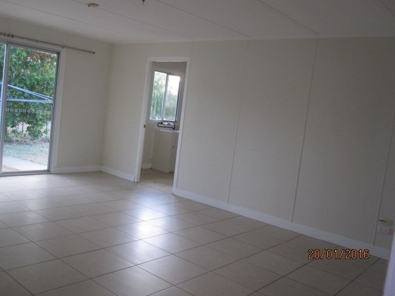 8 Carey Street, Gayndah QLD 4625