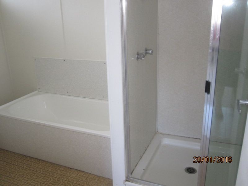 8 Carey Street, Gayndah QLD 4625