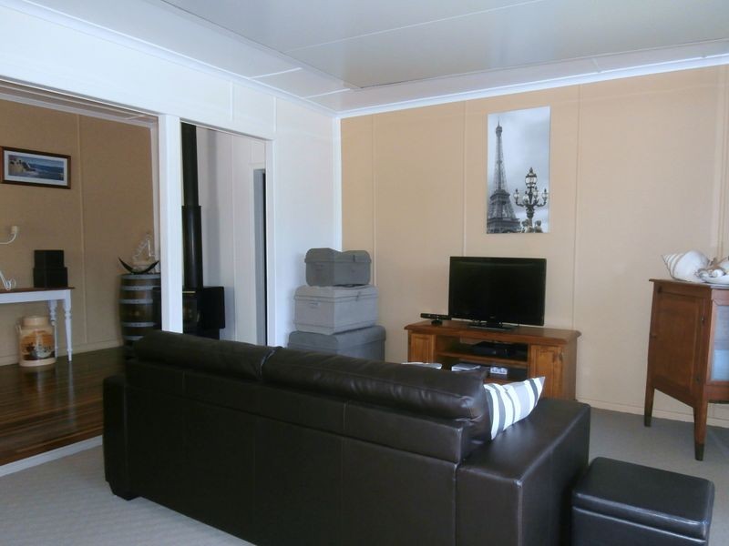 99 Meson Street, Gayndah QLD 4625