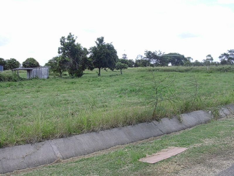 2 Gertrude Street, Gayndah QLD 4625