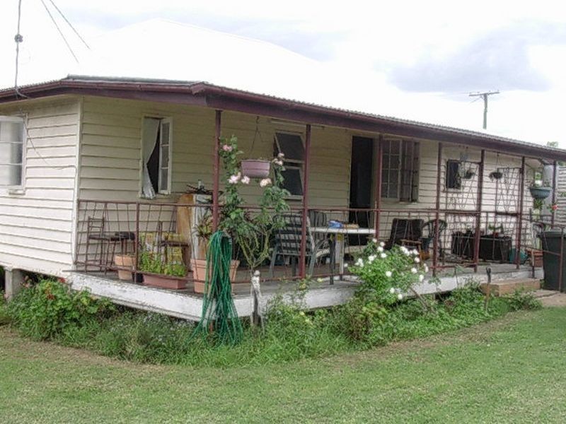 6 Gertrude Street, Gayndah QLD 4625