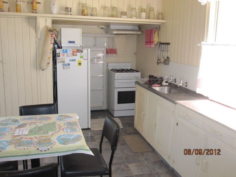 15 Sprys Road, Mundubbera QLD 4626