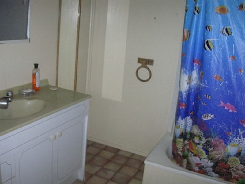 77 Fielding Street, Gayndah QLD 4625