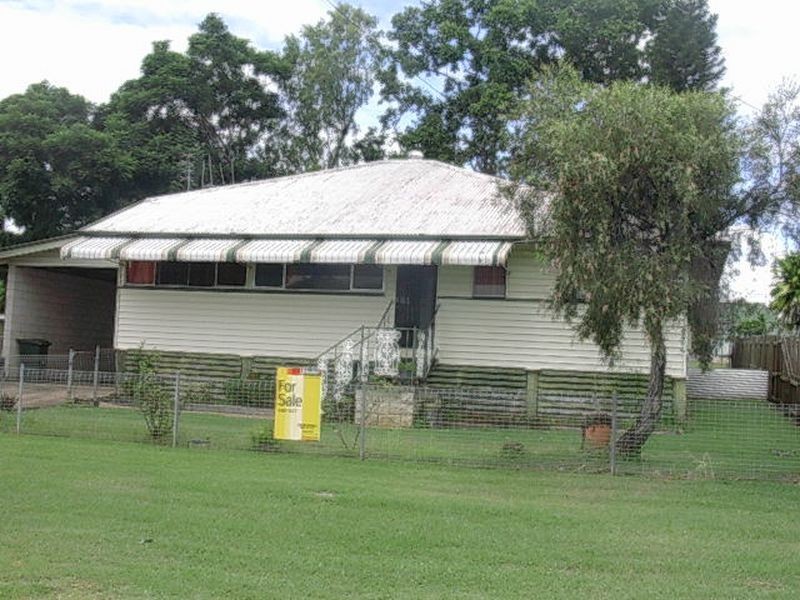 77 Fielding Street, Gayndah QLD 4625