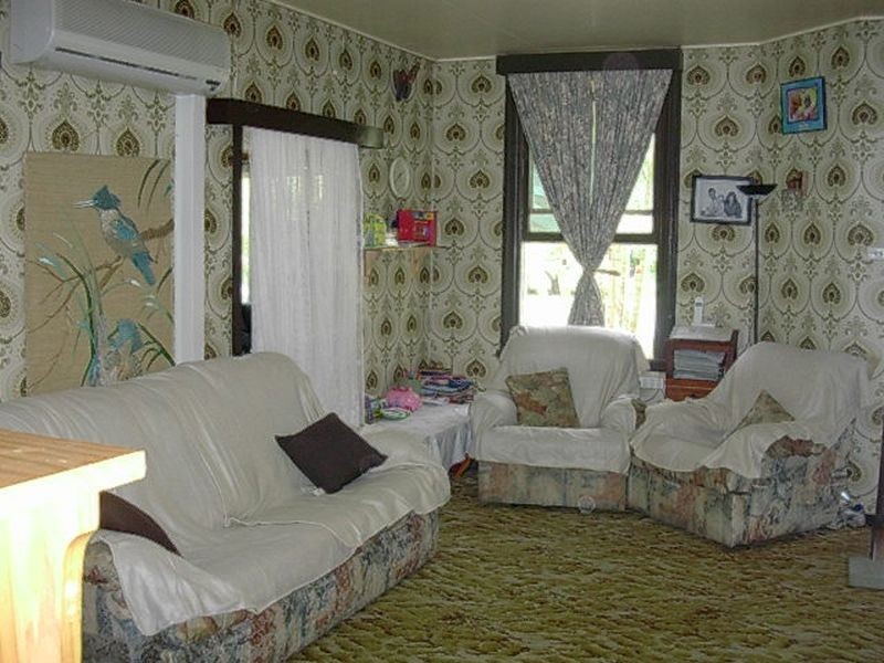 4 Meyer Street, Gayndah QLD 4625