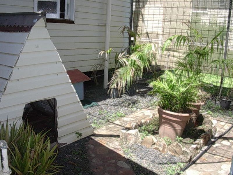 4 Meyer Street, Gayndah QLD 4625