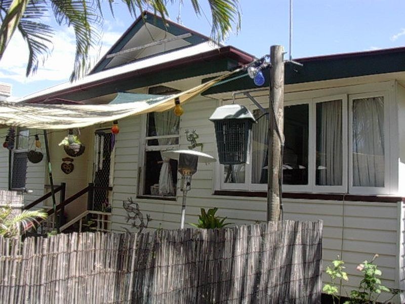 4 Meyer Street, Gayndah QLD 4625