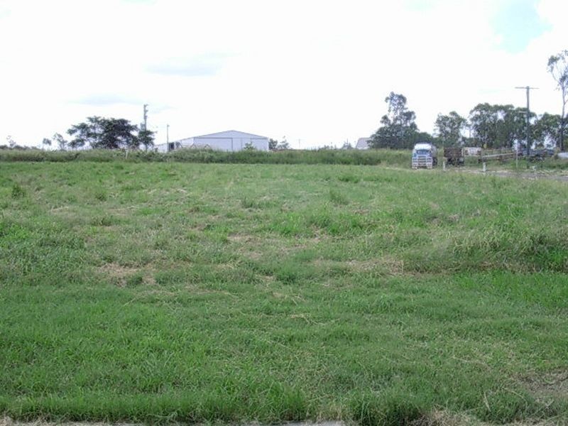 4 Gertrude Street, Gayndah QLD 4625