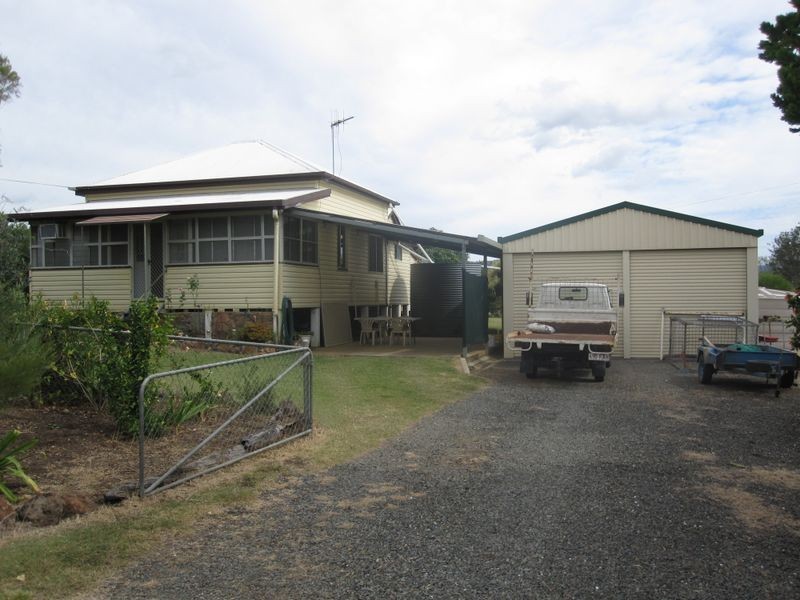 42 Bluff View Road, Biggenden QLD 4621