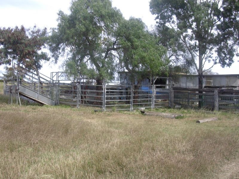 42 Bluff View Road, Biggenden QLD 4621