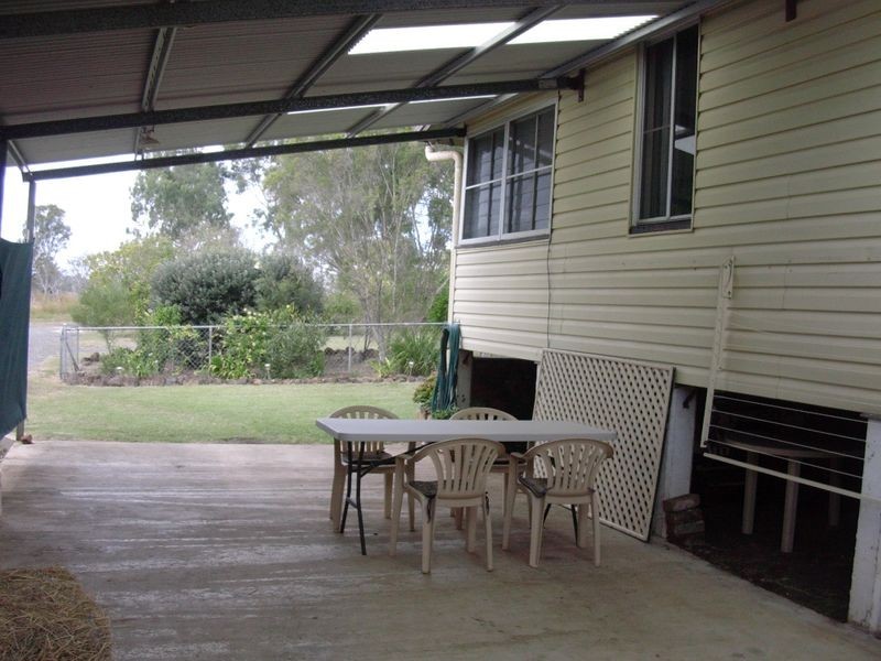 42 Bluff View Road, Biggenden QLD 4621