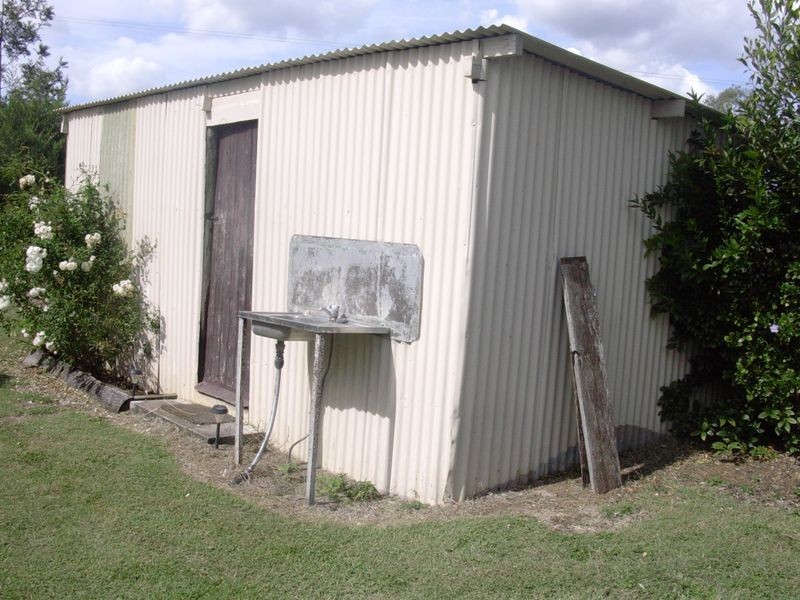 42 Bluff View Road, Biggenden QLD 4621