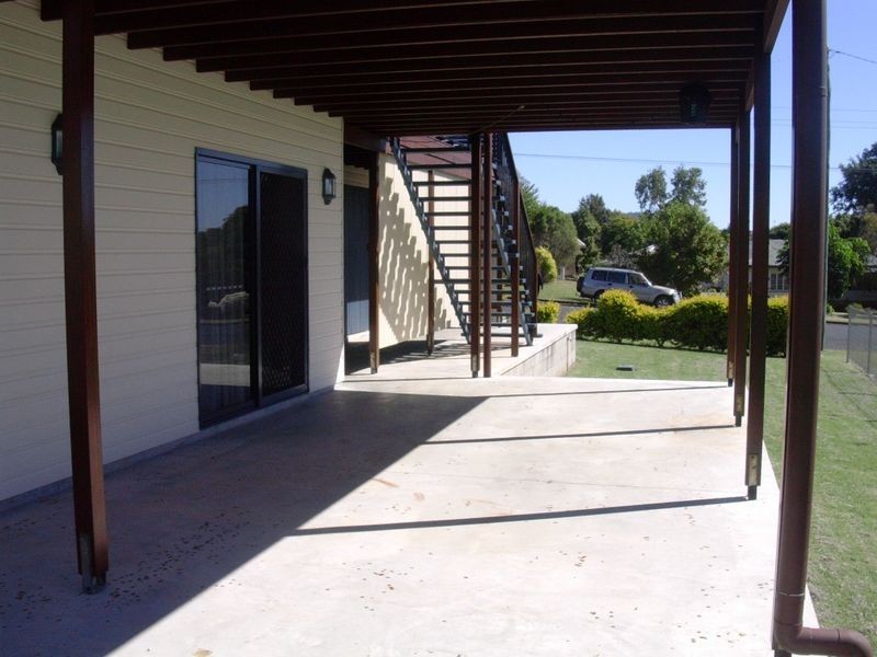 51 Warton Street, Gayndah QLD 4625