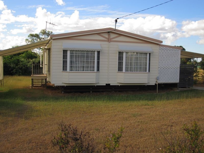 28 Maud Street, Gayndah QLD 4625