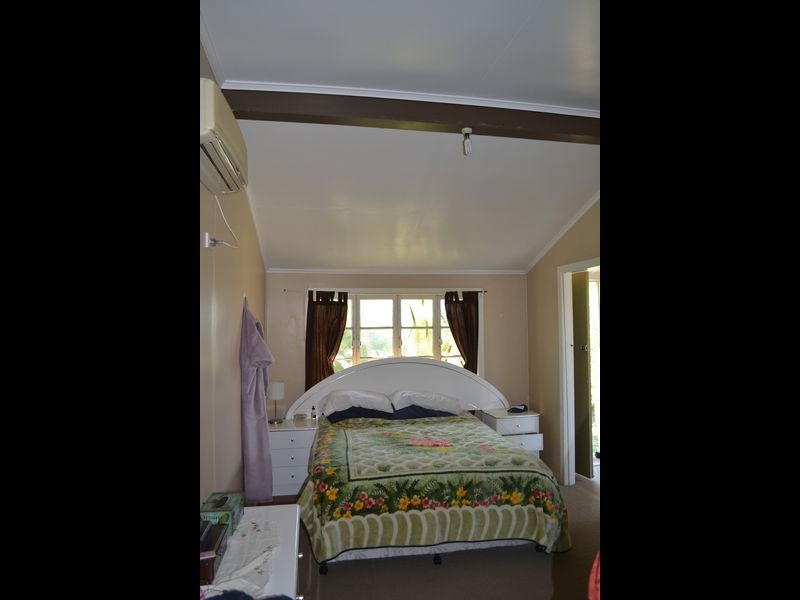 58 Barrow St, Gayndah QLD 4625