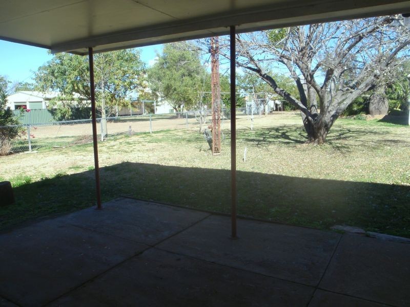 14 Moore  Street, Wandoan QLD 4419