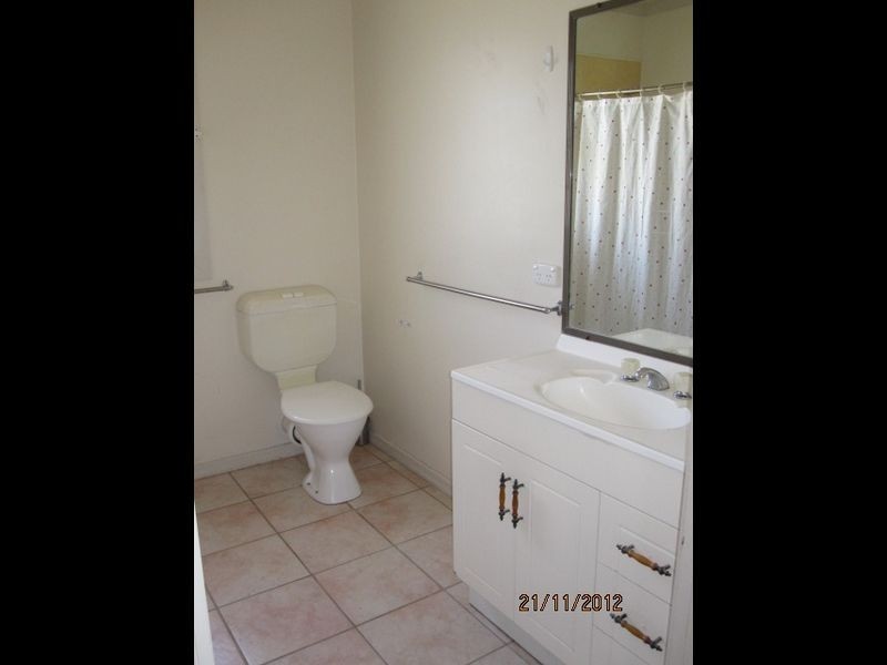 12 Boorunbeh Street, Gayndah QLD 4625