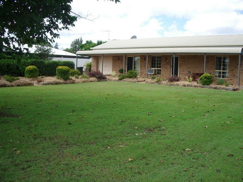 39 Arthur Street, Gayndah QLD 4625