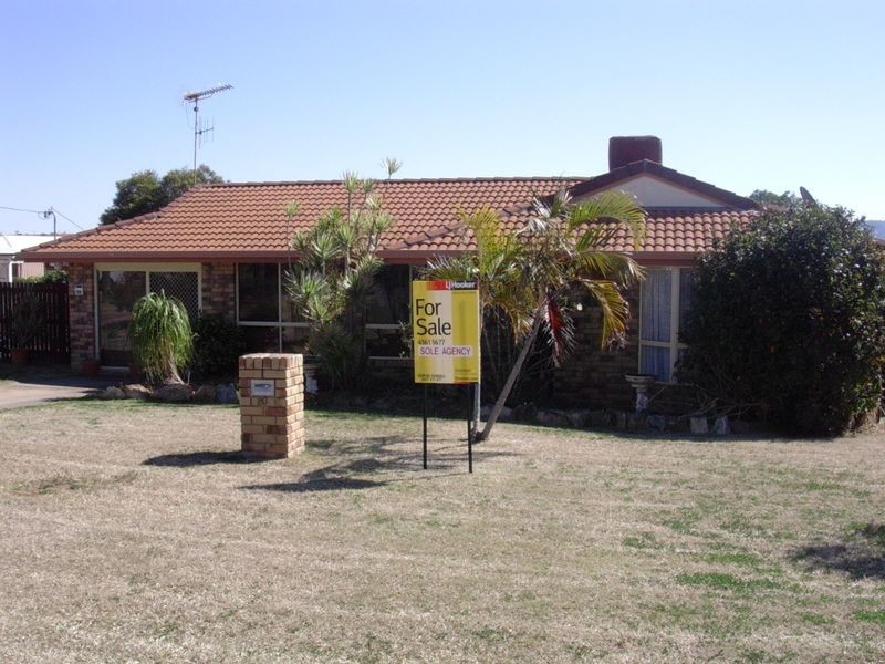 80 Fielding Street, Gayndah QLD 4625