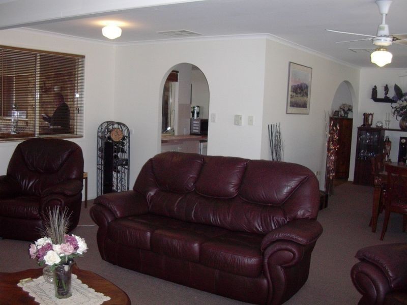 80 Fielding Street, Gayndah QLD 4625