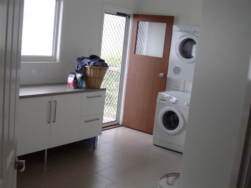 18 Loghole Lane, Mount Perry QLD 4671