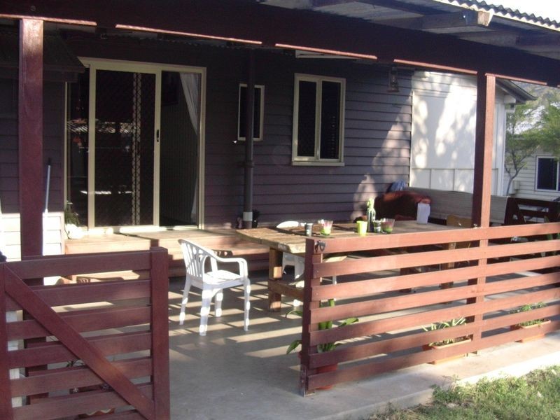 26 Simon Street, Gayndah QLD 4625