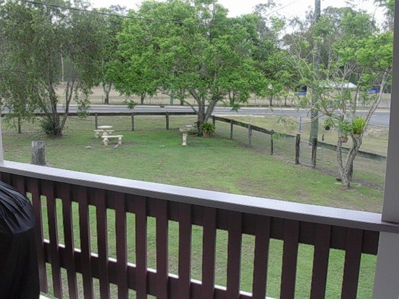 4 Chichester Street, Mount Perry QLD 4671