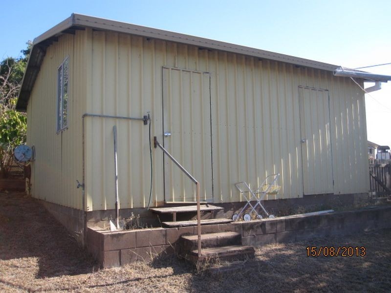 2 East Maud St, Gayndah QLD 4625