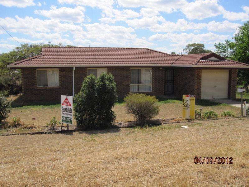 4 Les Baker Street, Gayndah QLD 4625