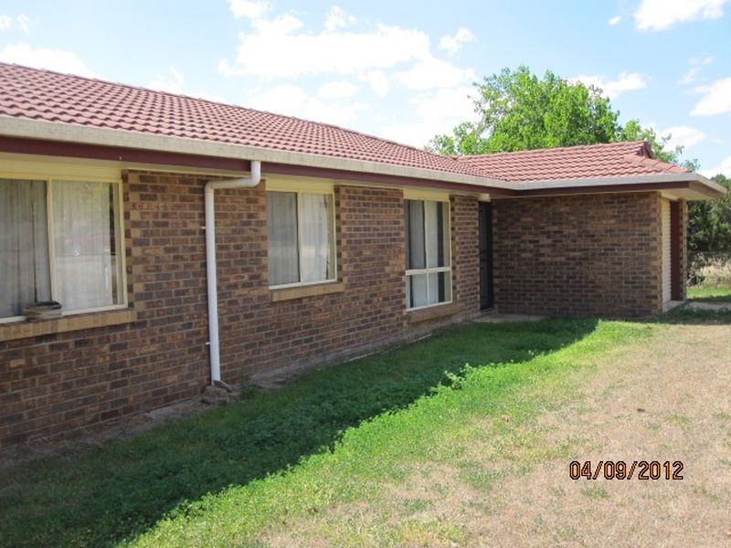 4 Les Baker Street, Gayndah QLD 4625