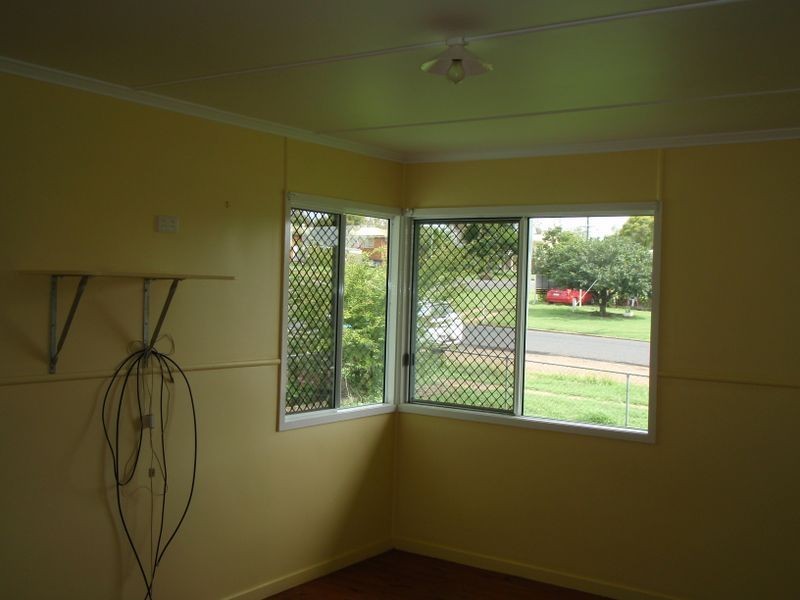 30 Willson Avenue, Mundubbera QLD 4626