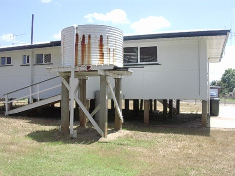 30 Willson Avenue, Mundubbera QLD 4626