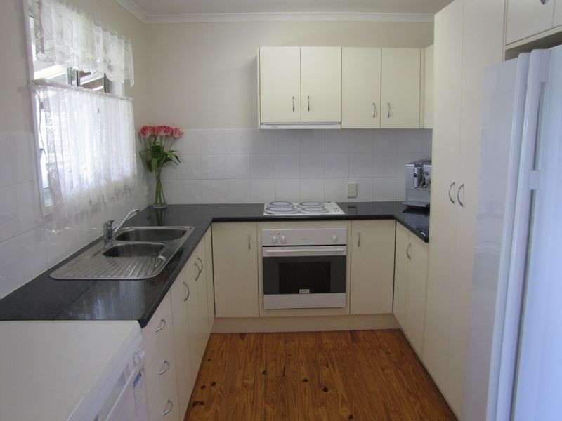 1 Arthur Street, Gayndah QLD 4625