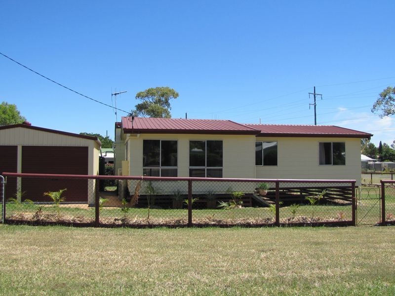1 Arthur Street, Gayndah QLD 4625