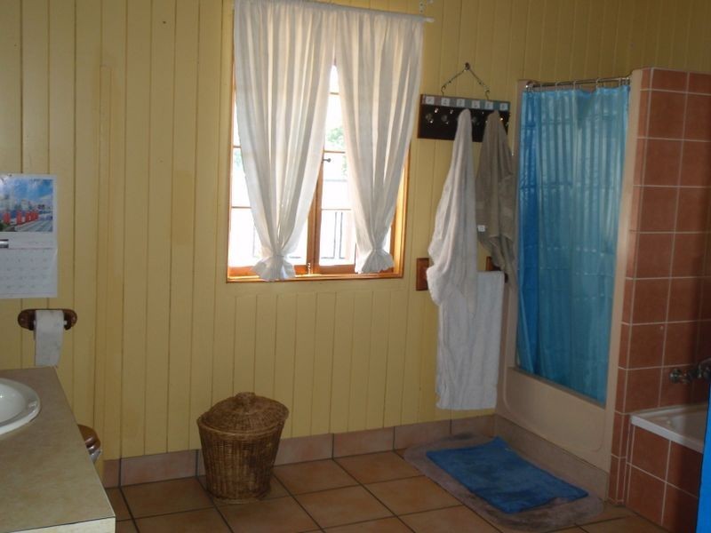 70 Capper Street, Gayndah QLD 4625