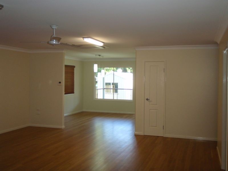 106 Lyons Street, Mundubbera QLD 4626